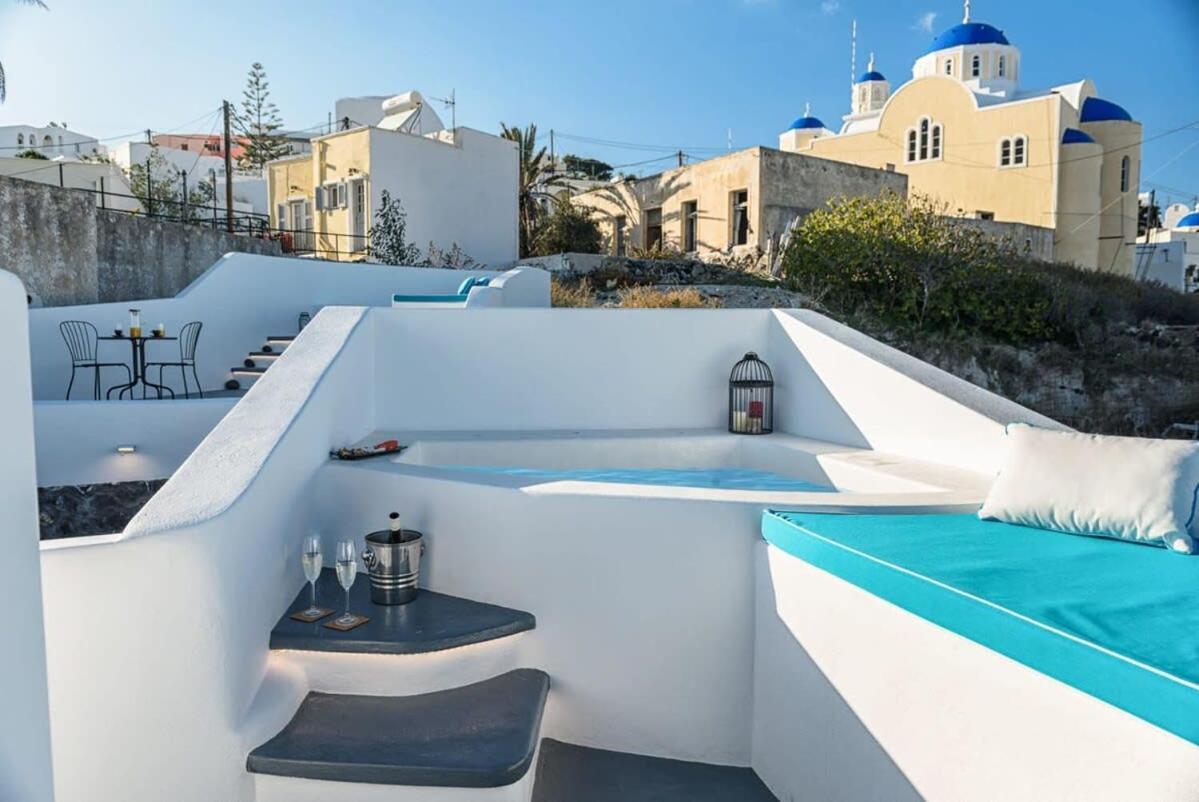 Ferienwohnung Santorini Traditional Apt With Private Hot Tub Fira  Exterior foto