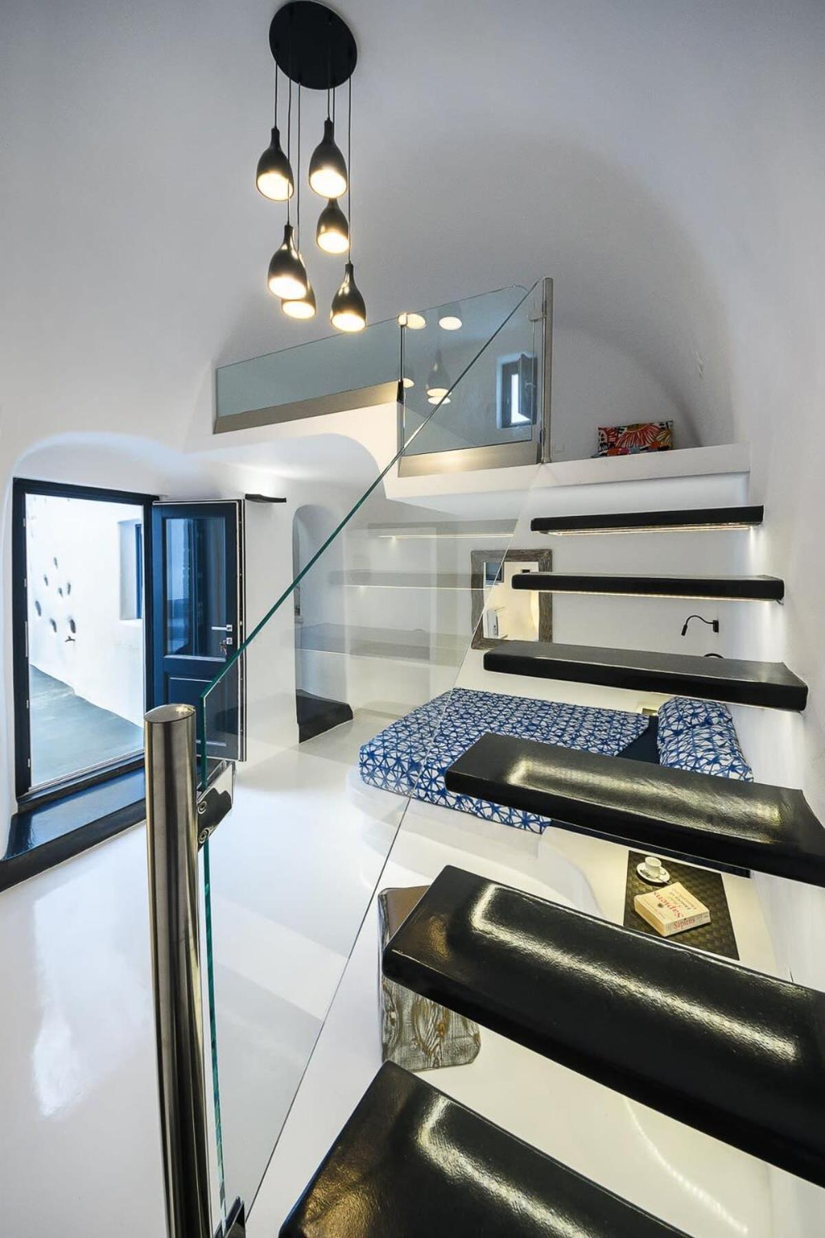 Ferienwohnung Santorini Traditional Apt With Private Hot Tub Fira  Exterior foto
